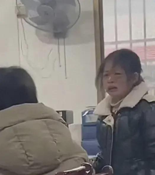 邢台吃瓜父母打架视频播放,家庭暴力何时休？