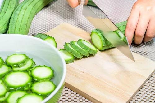 如何正确吃瓜消暑视频,跟着视频学正确吃瓜技巧