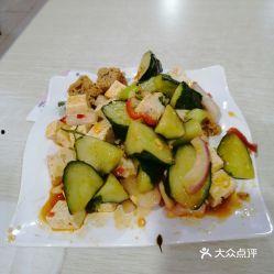 鲁山吃瓜视频,揭秘当地特色美食背后的故事