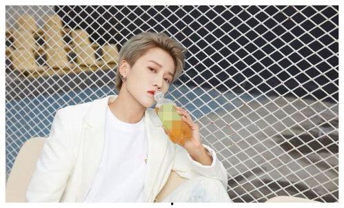 快乐吃瓜刘雨昕视频,带你领略明星日常趣味瞬间