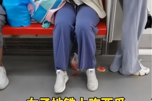 女子地铁吃瓜视频大全下载,女子视频大全下载，揭秘都市生活百态