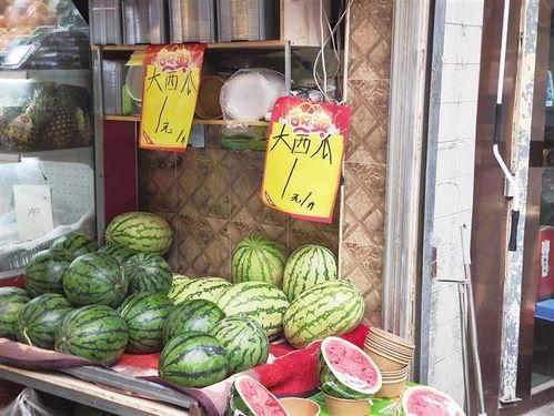 兰州群众吃瓜视频,民众共享夏日清凉时光