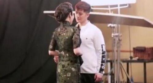 拍吻戏现场吃瓜视频大全,吃瓜视频大全幕后花絮大公开