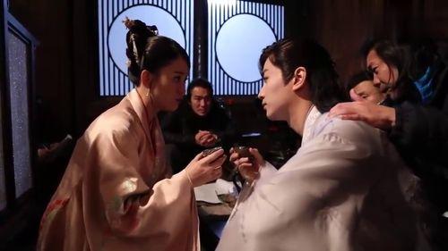 拍吻戏现场吃瓜视频大全,吃瓜视频大全幕后花絮大公开