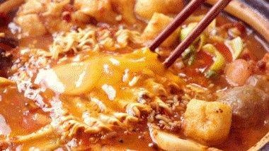 麻辣烫吃瓜视频,揭秘网红美食背后的故事