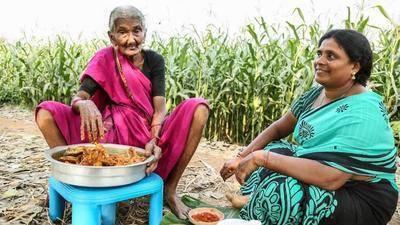 回村吃瓜老人视频大全,回村吃瓜老人视频大全集锦