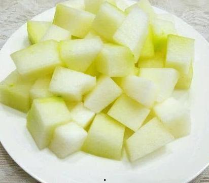 吃瓜解暑小视频,跟随小视频一起吃瓜解暑