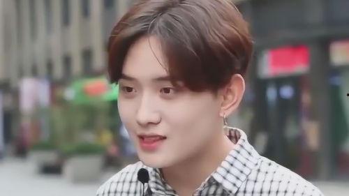 吃瓜情侣视频网站,热门视频网站带你领略甜蜜瞬间