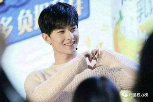 杨洋八卦吃瓜视频,揭秘明星幕后生活，吃瓜视频带你一探究竟